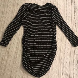 A Pea In the Pod striped maternity ruched top S